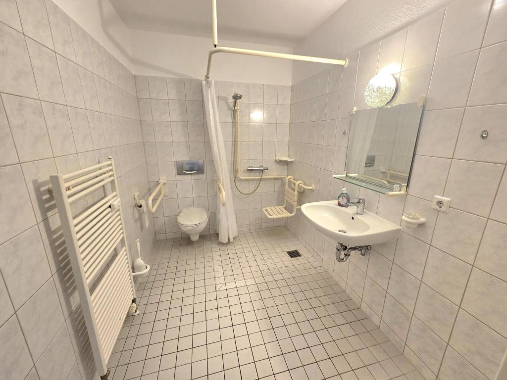 Großzügiges 3-Zimmer-Appartment in Seniorenwohnanlage auf dem Kaßberg! - Photo 4