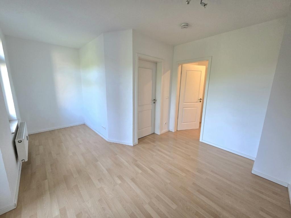 2‑Zimmer‑Wohnung mit offenem Wohn‑Küchenbereich und Balkon mit Blick ins Grüne! - Photo 5