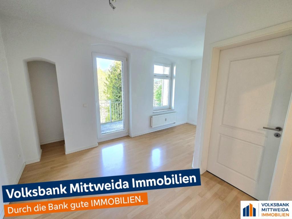 2‑Zimmer‑Wohnung mit offenem Wohn‑Küchenbereich und Balkon mit Blick ins Grüne! - Photo 1