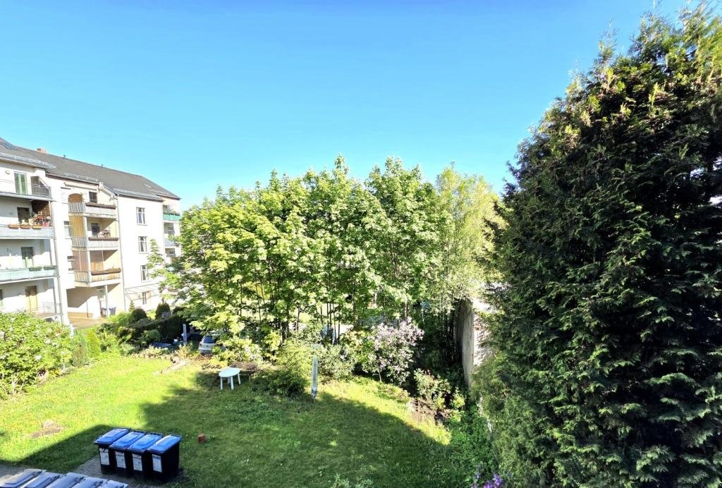 2‑Zimmer‑Wohnung mit offenem Wohn‑Küchenbereich und Balkon mit Blick ins Grüne! - Photo 4