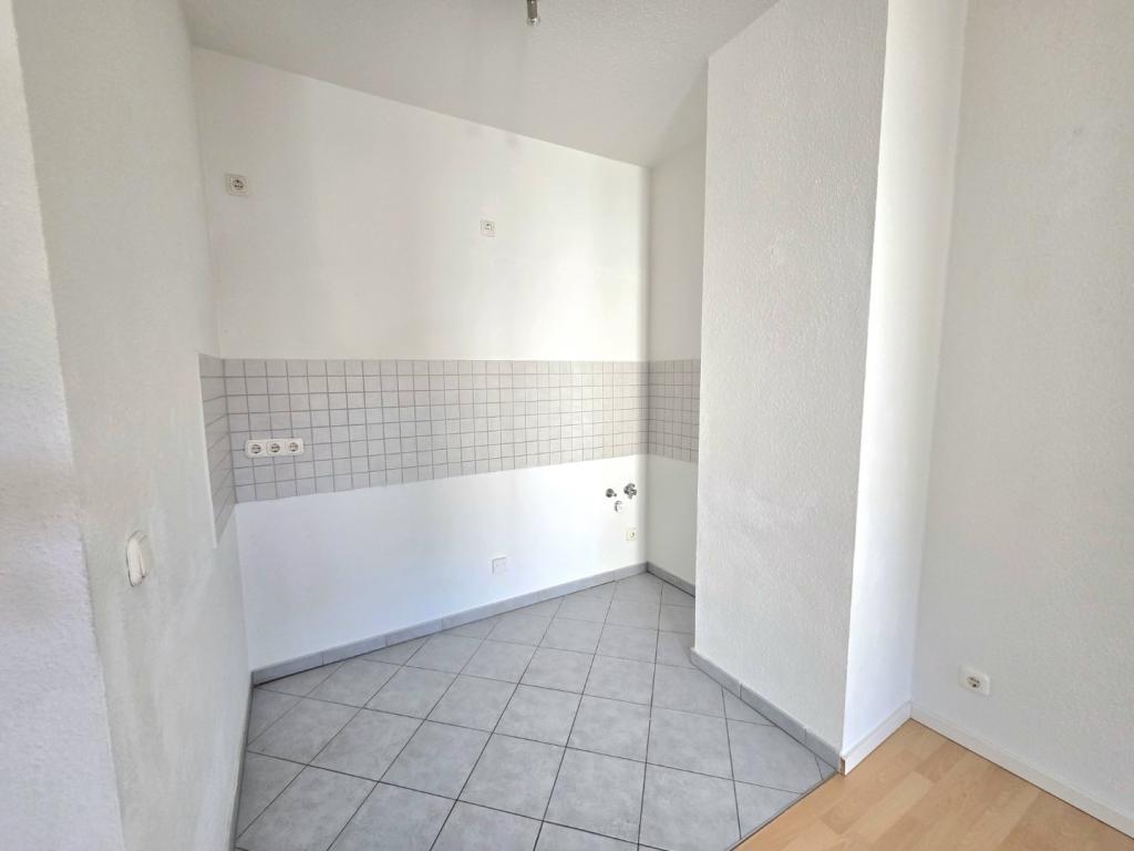 2‑Zimmer‑Wohnung mit offenem Wohn‑Küchenbereich und Balkon mit Blick ins Grüne! - Photo 2