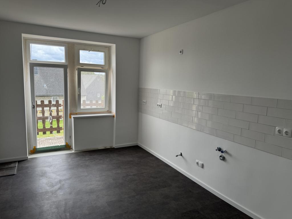 Erstbezug- Hochwertige 4-Raum-Wohnung mit 2 Bädern und Balkon! - Foto 1