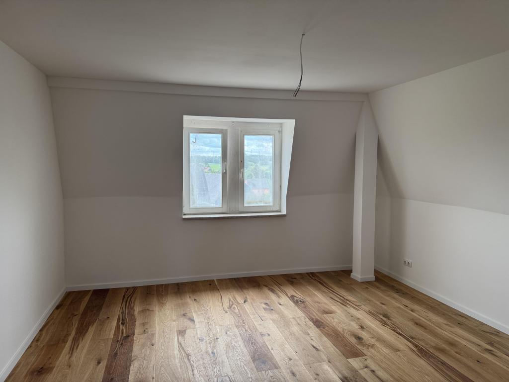 Moderne Dachgeschosswohnung mit Tageslichtbad in Altmittweida - Erstbezug! - Foto 5