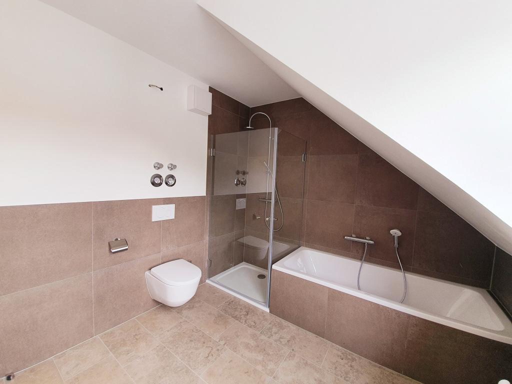 Exklusive 4-Zimmer-Wohnung - mit Einbauküche- hochwertig ausgestattet! - Photo 5