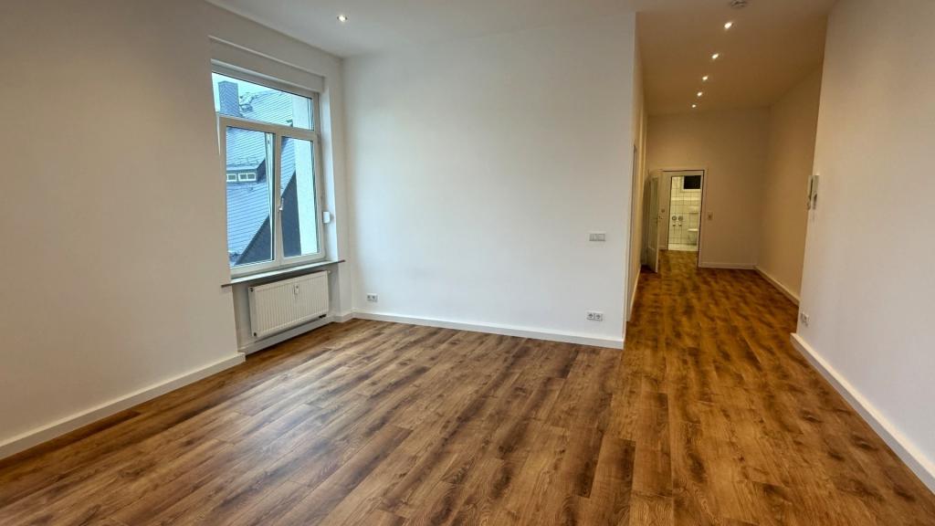 Moderne großzügige 1-Zimmer Wohnung im 3.OG mit großem Balkon - Foto 2