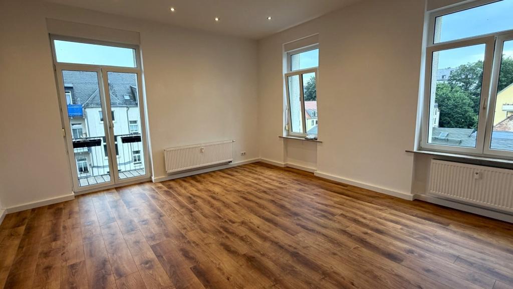 Moderne großzügige 1-Zimmer Wohnung im 3.OG mit großem Balkon - Foto 1