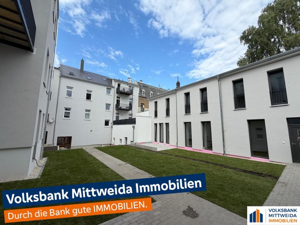 Historischer Charme trifft modernen Wohnkomfort – Dachgeschosswohnung mit Balkon - Photo 2