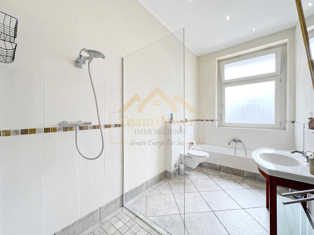 Exklusives Wohnen zentral inkl. Garage und 30m² Dachterrasse !!! - Photo 5