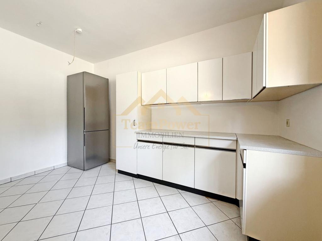 Familienfreundliches EFH mit Garten, Balkon & vielseitigem Souterrain zur Miete - Photo 3