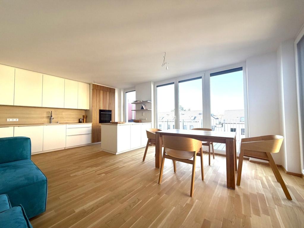 Moderne 3-Zimmer-Wohnung mit Designer-Küche, zwei Balkonen & Parkhausstellplatz - Foto 2