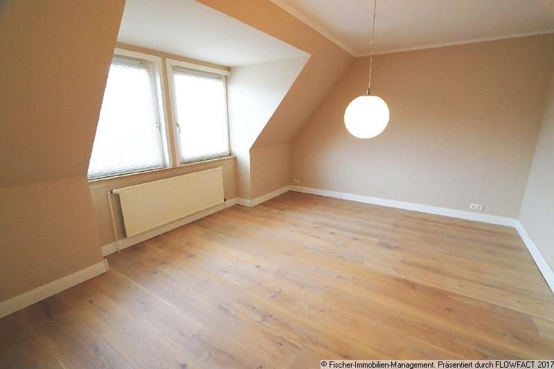 Großes Schlafzimmer