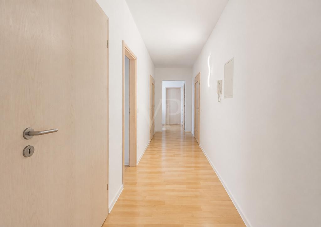 Helle 4-Zimmer-Wohnung mit großzügigem Grundriss nahe Nordpark! - Photo 5