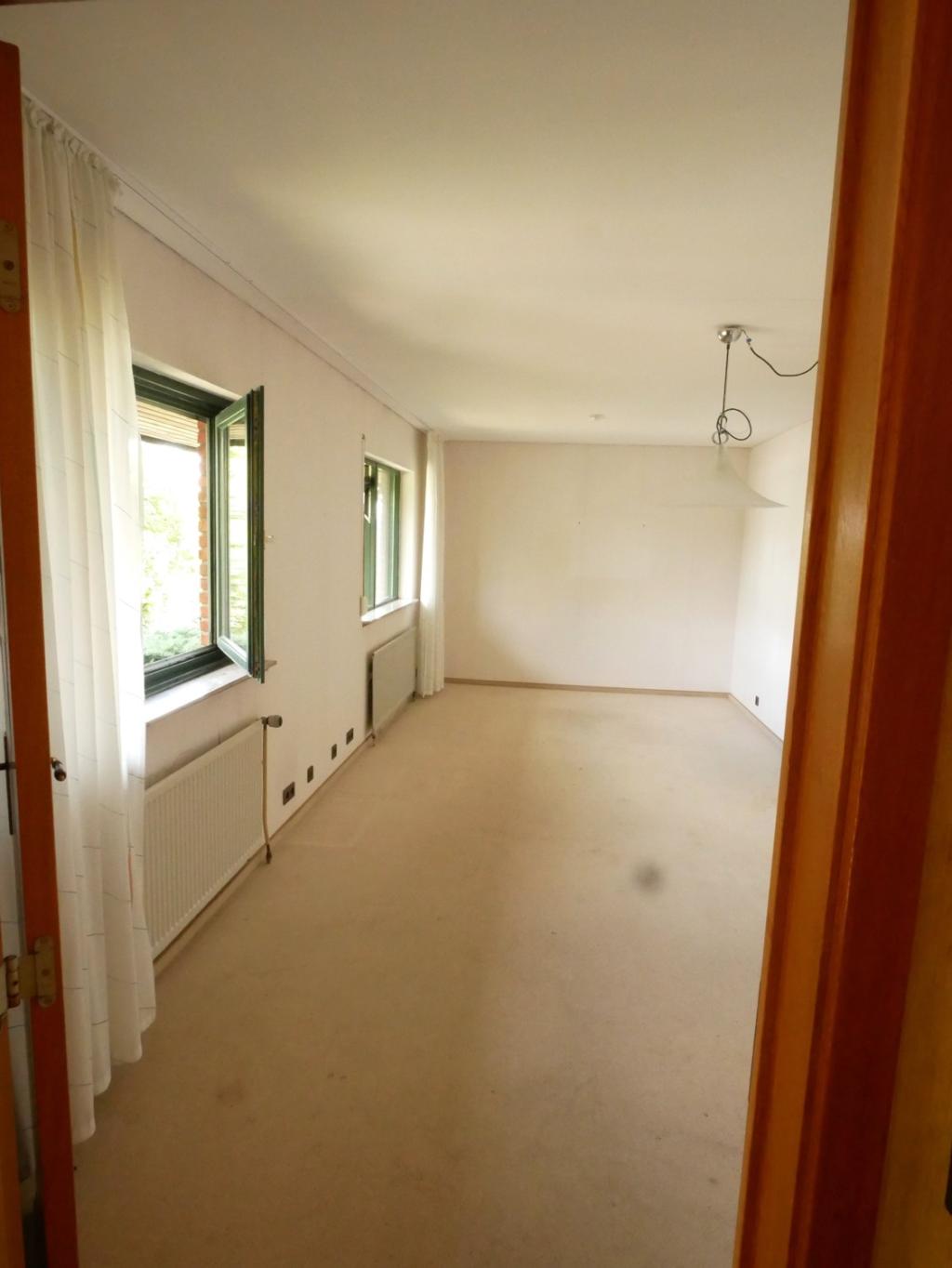 Zimmer 2 links