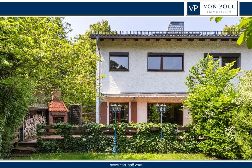 VPI Hausansicht_Garten