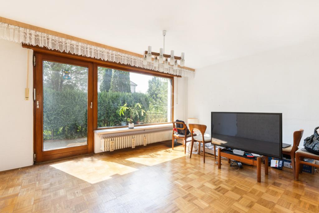 Wohnzimmer mit Terrasse