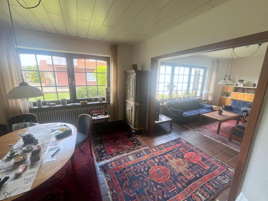 Wohn-Eßzimmer