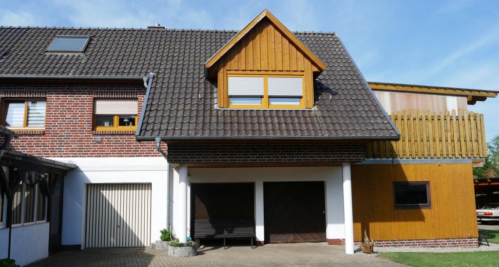 Blick auf die Garagen