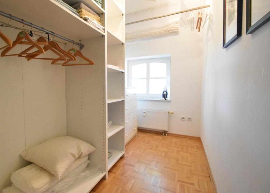 Büro_Kind_Ankleide
