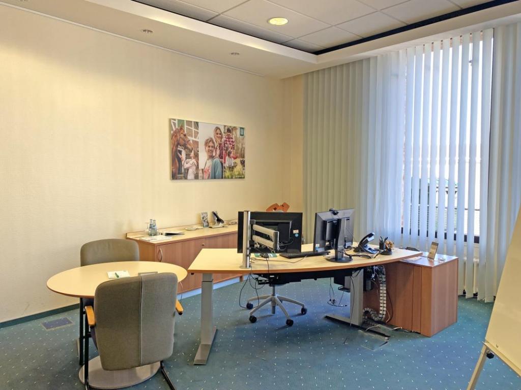 Büro Leitung EG