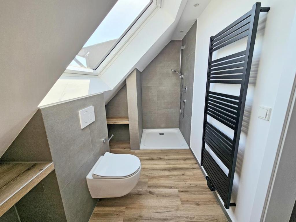 Badezimmer DG