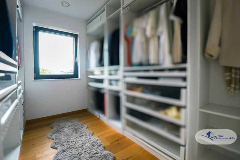 Kleiderschrank OG