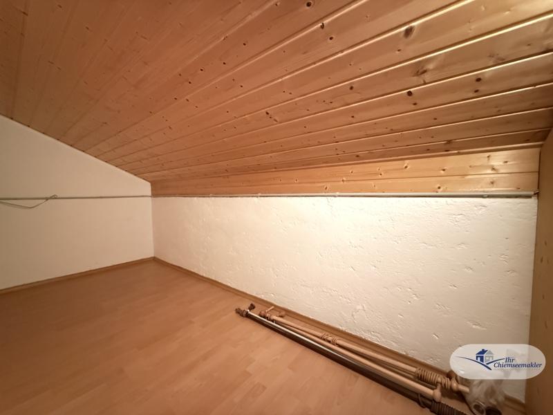 Zentral wohnen in Bernau – gepflegte 2-Zimmer-Dachgeschosswohnung - Foto 4