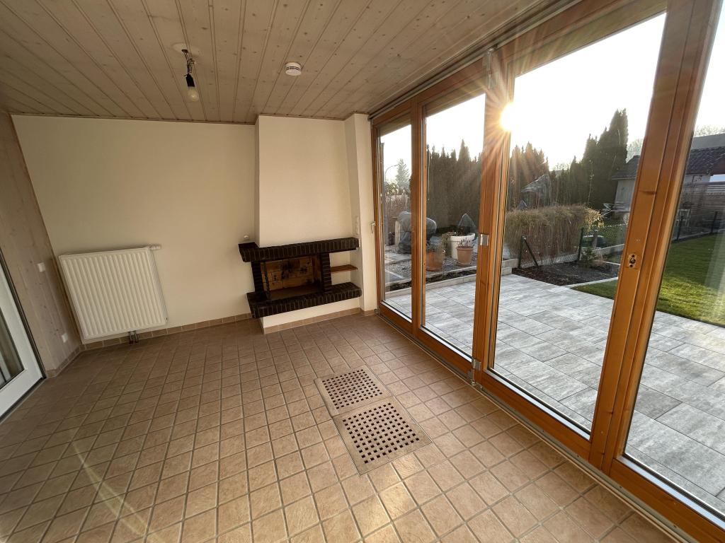 ruhiges Reihenmittelhaus mit Wintergarten und Terrasse - Photo 2