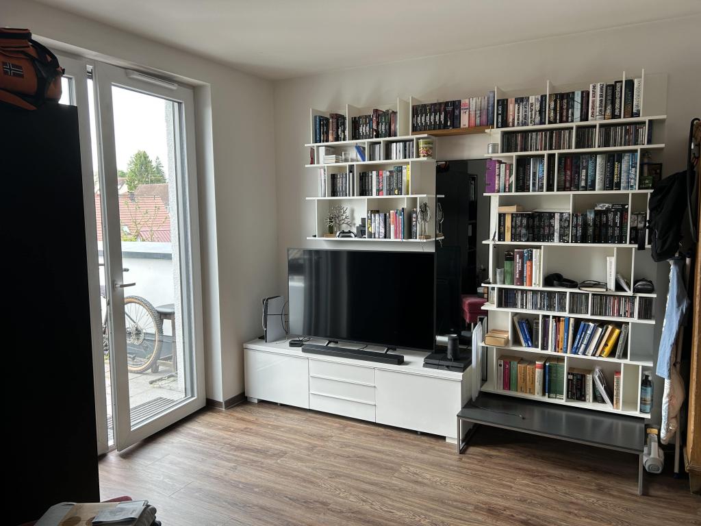 Moderne 1-Zimmer-Wohnung mit großzügigem Balkon in Burgau - Foto 4