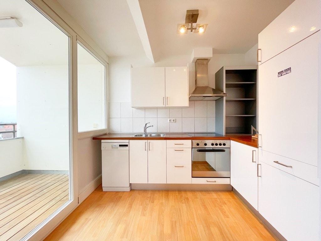 Dachgeschosswohnung im Herzen von Lauingen sucht neuen Mieter! - Photo 1