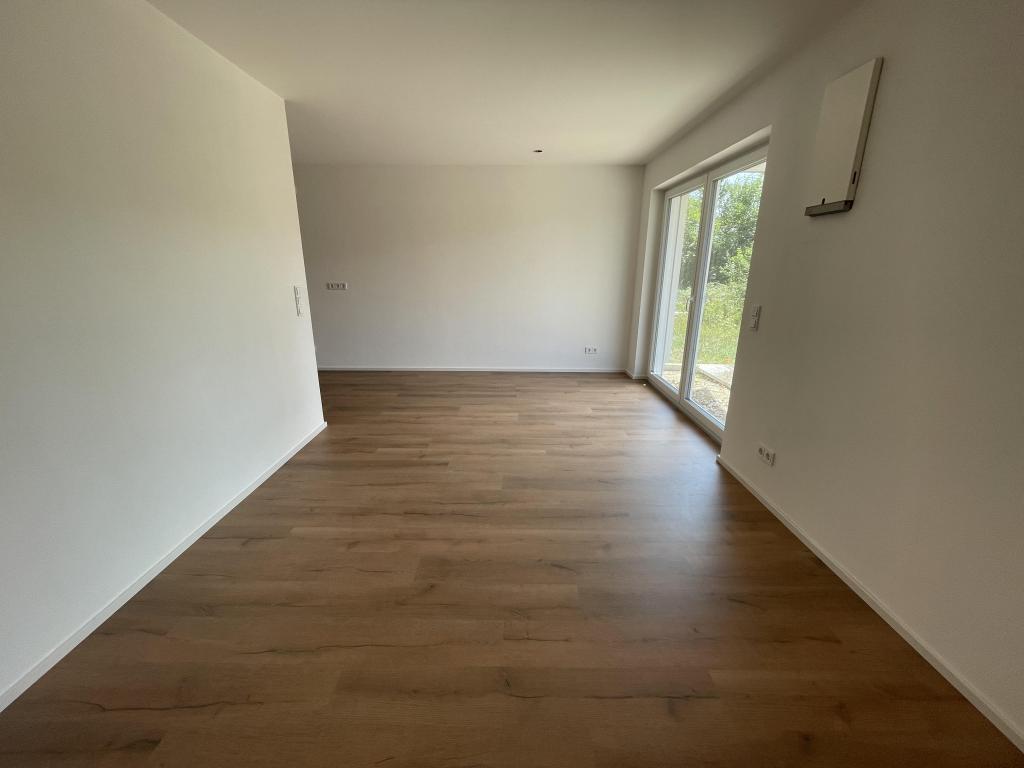 Attraktive 2-Zimmer-Wohnung im Erdgeschoss - Erstbezug in zentraler Lage - Photo 1