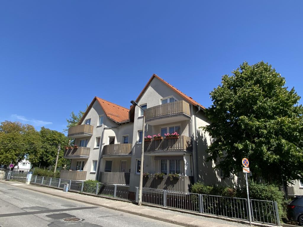 Straßenansicht
