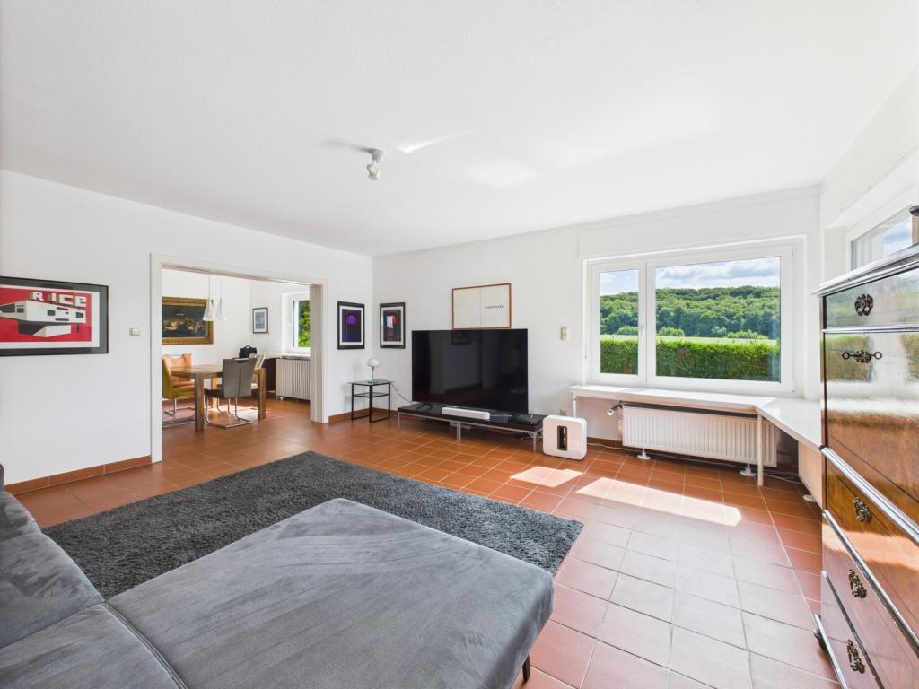 Offenes Wohnzimmer mit Weitblick 