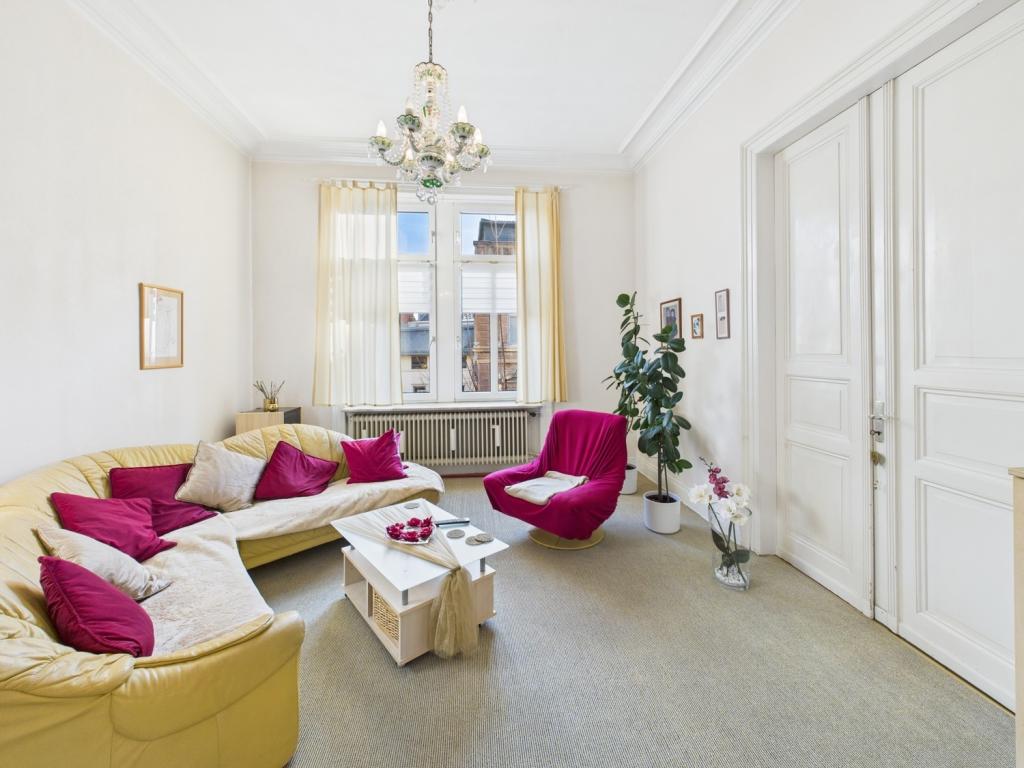 charmantes Wohnzimmer (2.OG)