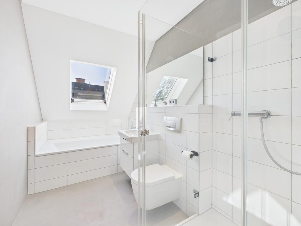 modernes Tageslichtbad 