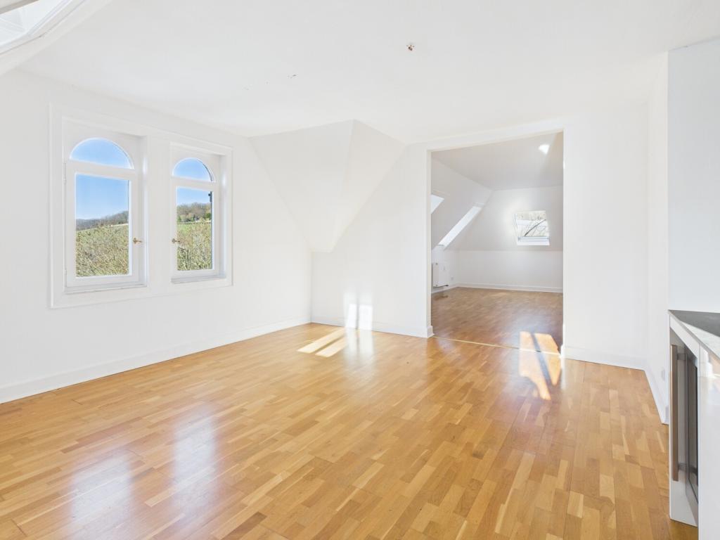 Essbereich mit Nerobergblick