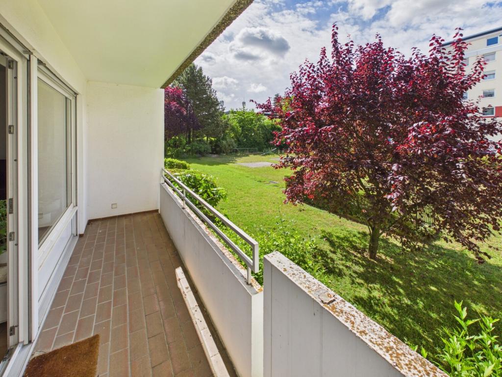 Gemütliche, vollmöblierte Wohnung mit sonnigem Balkon und Gartenblick - Photo 5