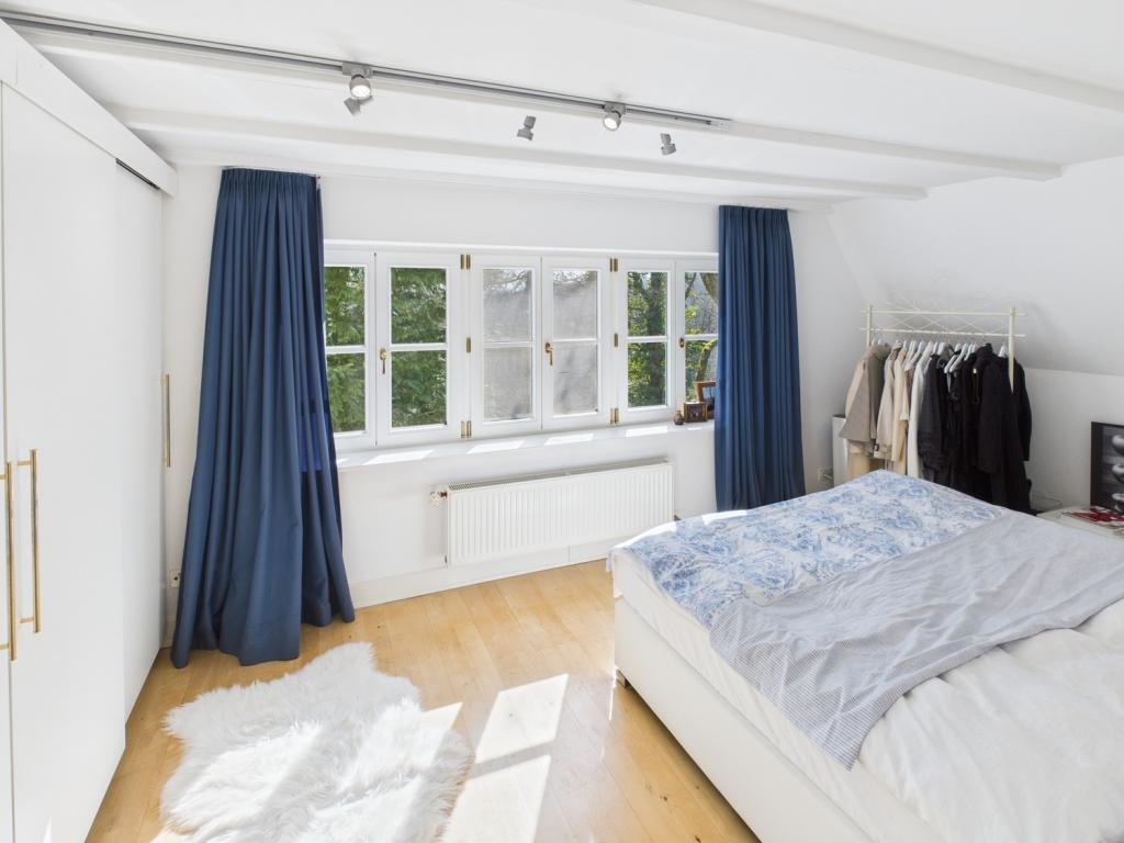 Schlafzimmer im DG