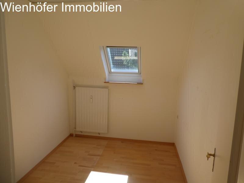 Kleines Zimmer im OG