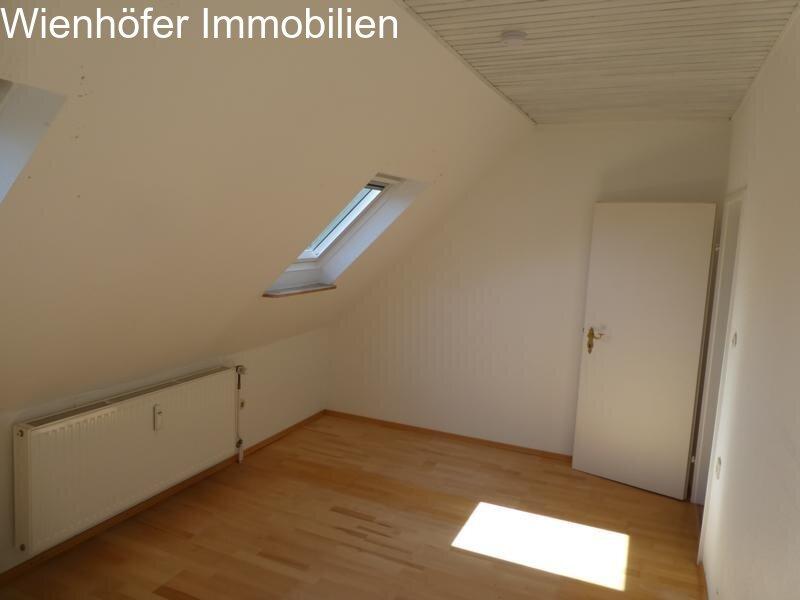 Schlafzimmer im OG