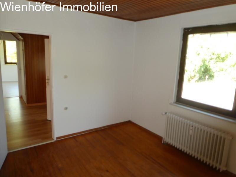 Kind / Büro im EG