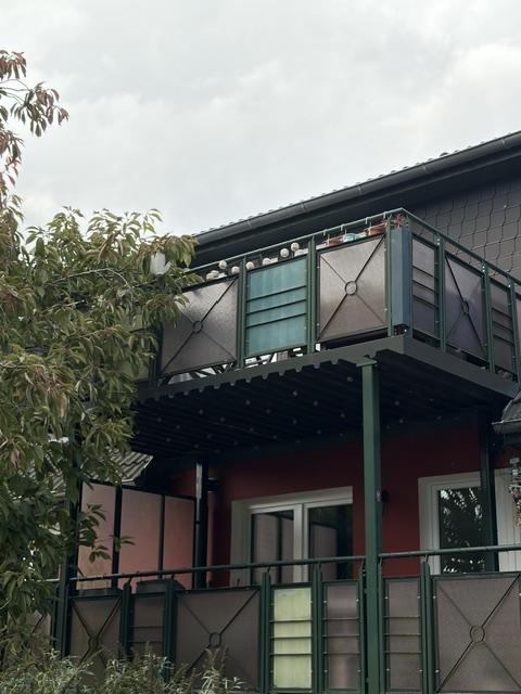 Moderne 2 Zimmerwohnung mit Balkon zu vermieten - Foto 1