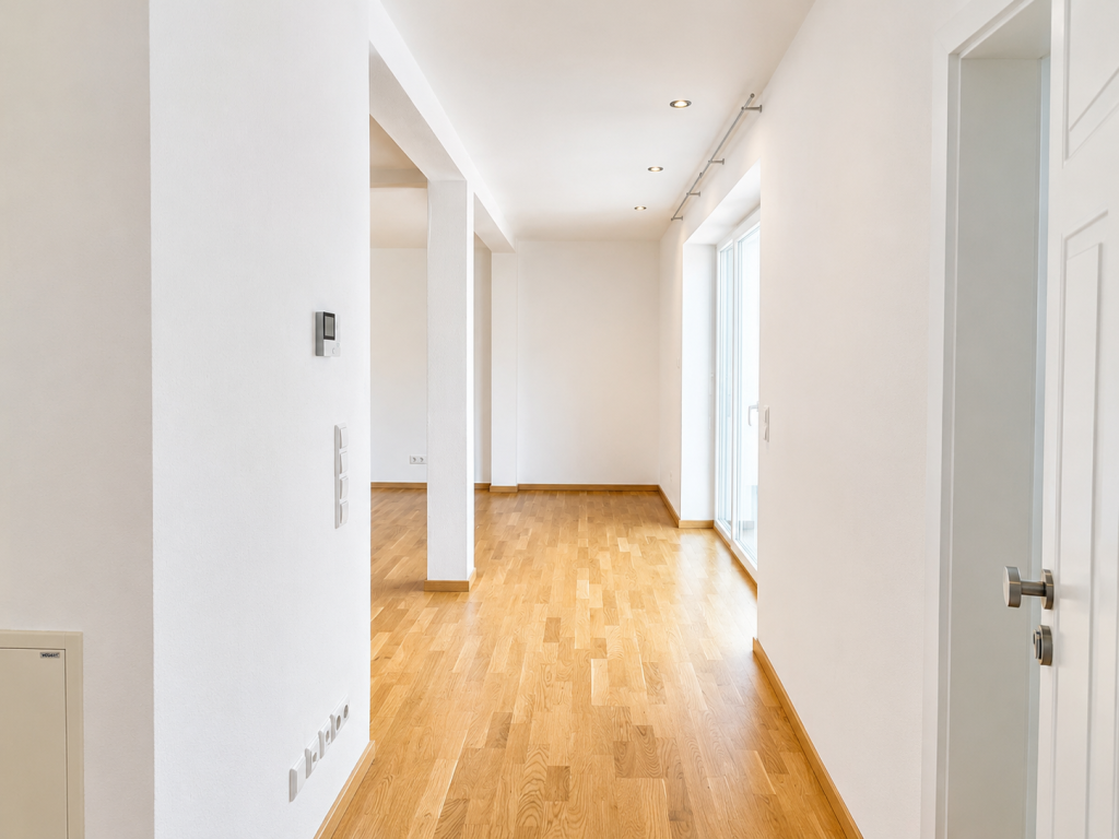 Moderne 2,5-Zimmer-Wohnung mit Parkett, Aufzug und Fußbodenheizung - Foto 2