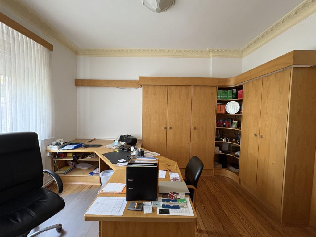 Büro E2