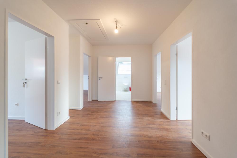Top Lage an der Dinkel: Renoviertes Haus in Neuenhaus mit großem Garten zur Miete - Photo 2