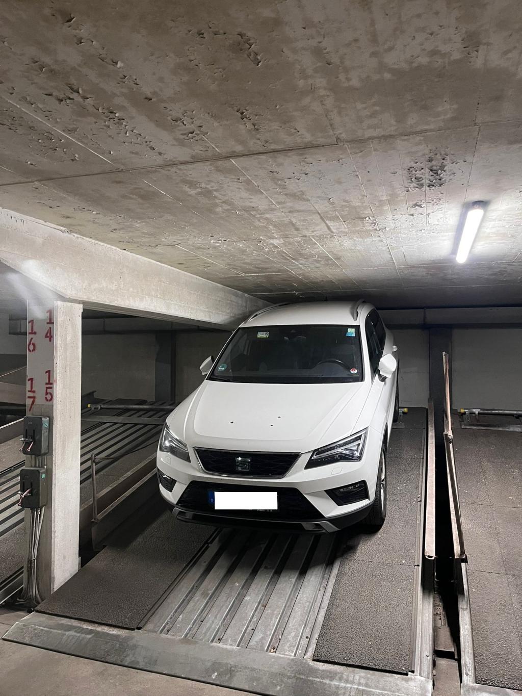 PKW Duplex-Garagenstellplatz