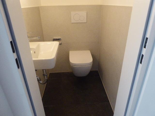 EXKLUSIV TOTALSANIERT 2 BALKONE NEUES BAD + G-WC PARKETT ABOLUT RUHIG GARAGE MÖGLICH HILDEN-ZENTRUM - Foto 5