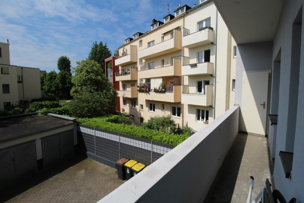 RENOVIERTE KOMFORTWHG. SANIERTES DUSCHBAD BALKON GARAGE MÖGL. 1.OG MODERNE BÖDEN OBERBILK/ELLERSTR. - Foto 4
