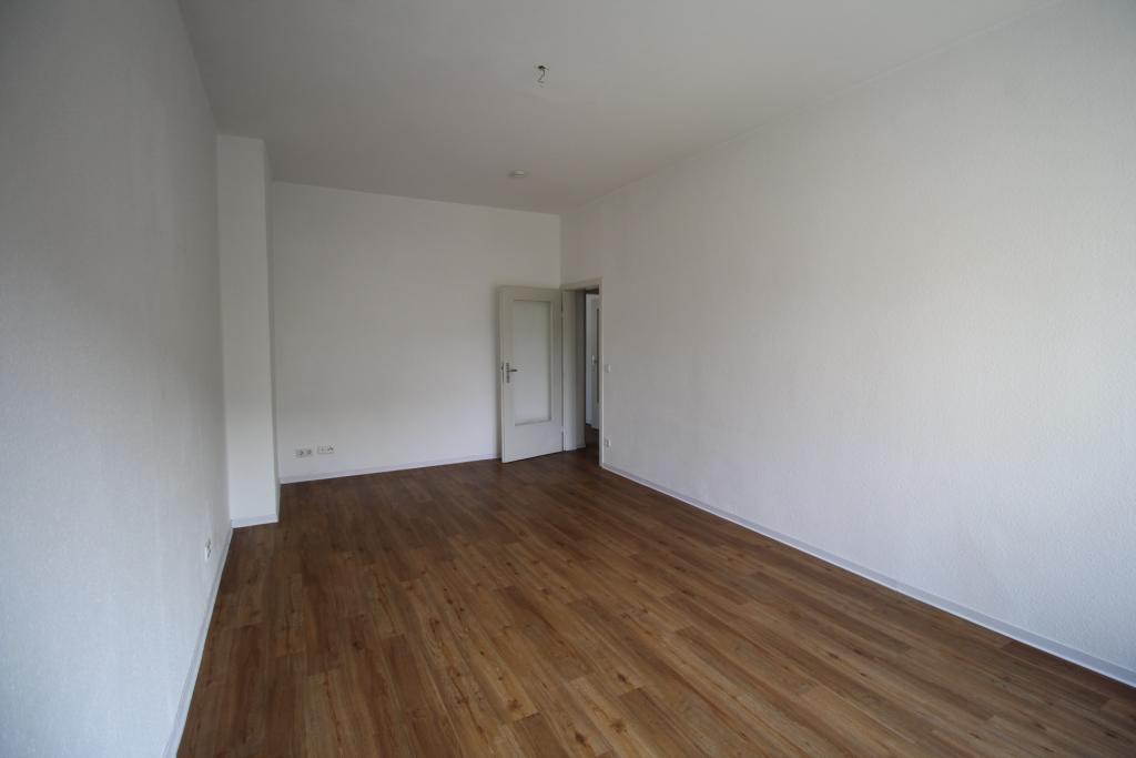RENOVIERTE KOMFORTWHG. SANIERTES DUSCHBAD BALKON GARAGE MÖGL. 1.OG MODERNE BÖDEN OBERBILK/ELLERSTR. - Foto 2