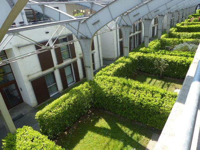 EXKLUSIVE WOHNUNG LUXURIÖS MÖBLIERT IN AUßERGEWÖHNLICHER LAGE SÜD-BALKON PARKETT NÄHE VOLKSGARTEN - Photo 2