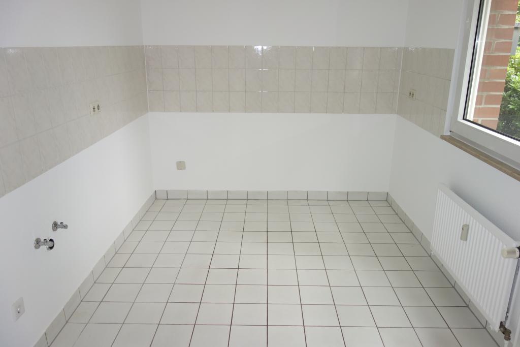 EXKLUSIV IN BILK NÄHE UNI HELL + RUHIG ERDGESCHOSS MIT TERRASSE 2 BÄDER KOMPLETT PARKETT TG-STELLPL. - Photo 3